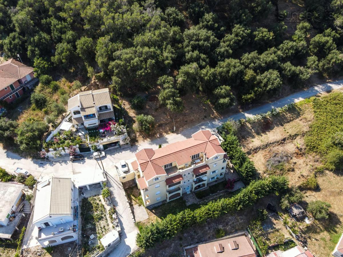 Villa Konstantina Petrití Exterior foto