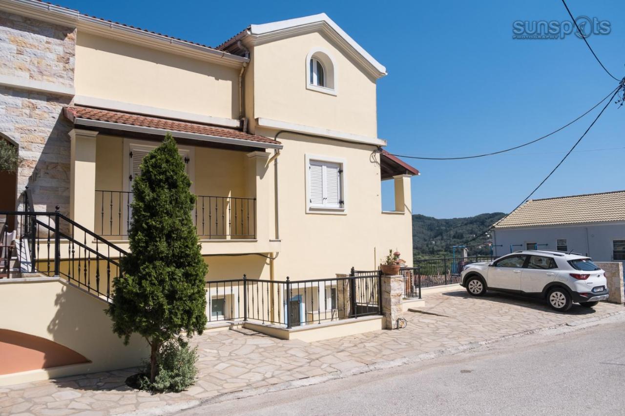 Villa Konstantina Petrití Exterior foto